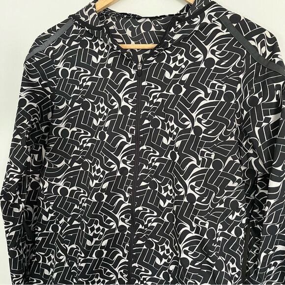 Nike Shield Impossibly Light Running Jacket Black and White, Size S - Picture 4 of 15